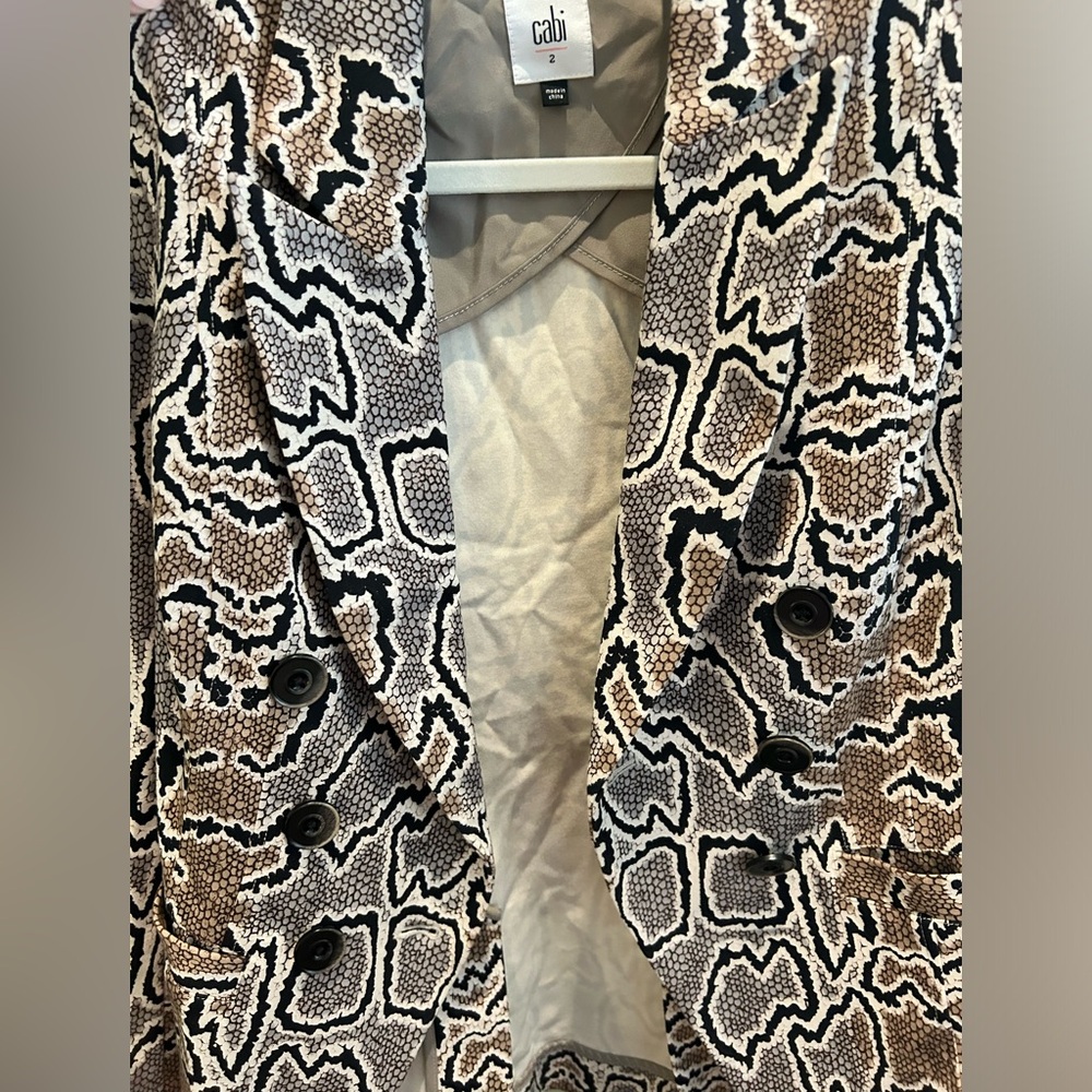 Cabi Python Snake-Print Blazer With Shoulder Pads… - image 4
